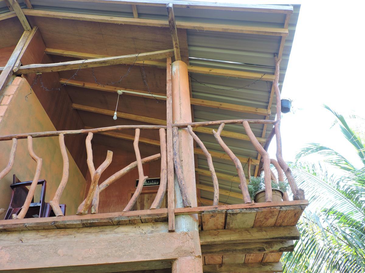 Отель Sigiri Aliya Tree House Сигирия Экстерьер фото